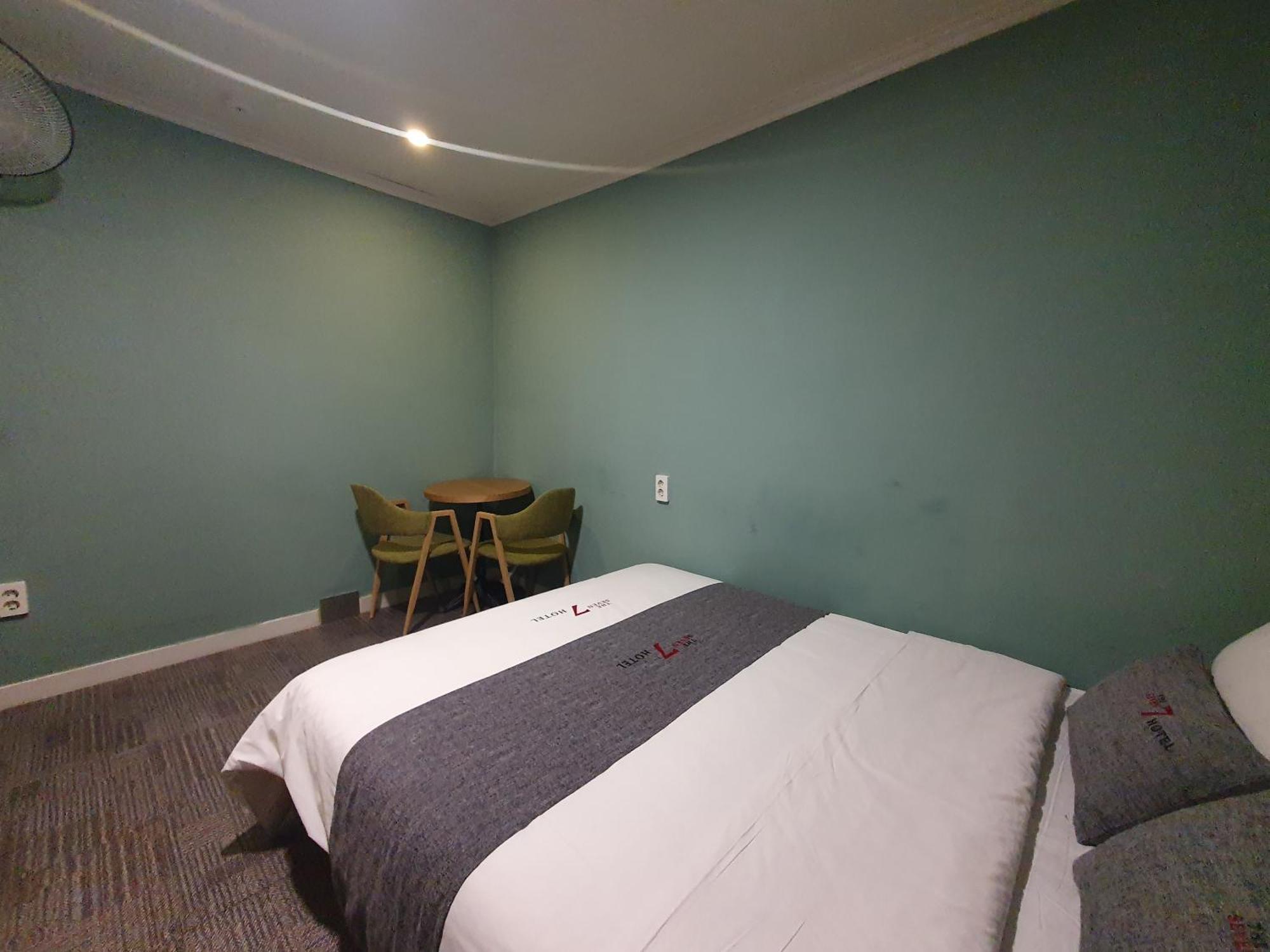 The 7 Hotel Pohang Extérieur photo